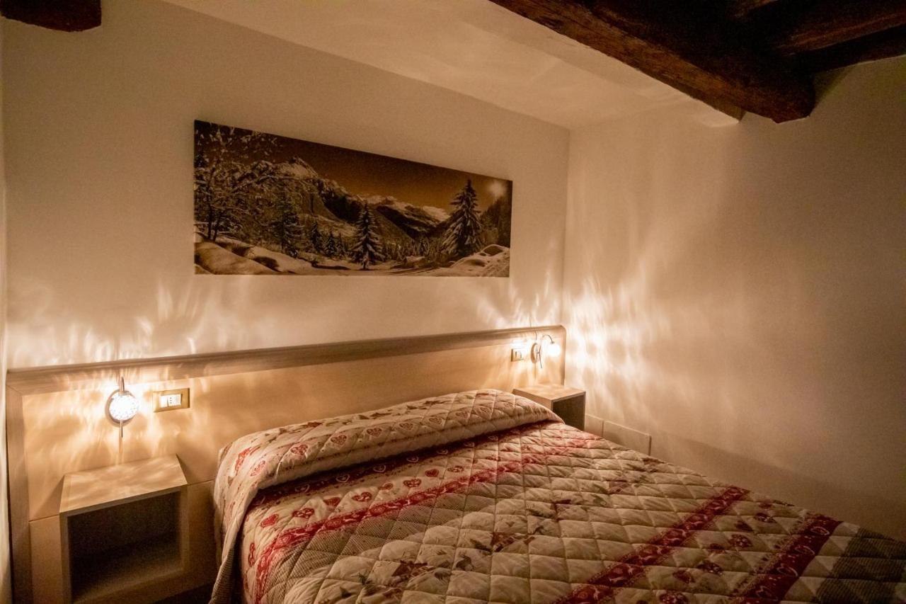 miki central apartement Aosta Exterior foto